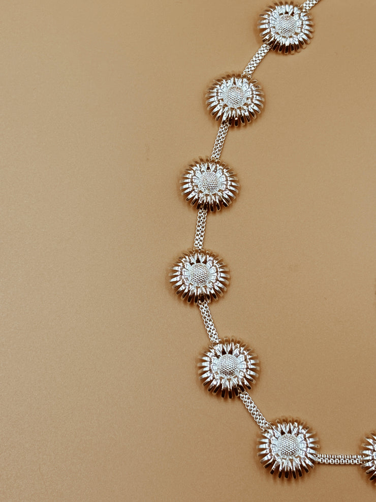 Daisy Chains Choker in Silver Tone