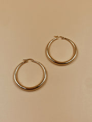 Leslie Hoops in Gold Tone