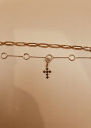 Mini Dori Cross Lock Charm in Gold