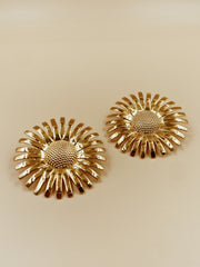 XL Divine Daisy Studs