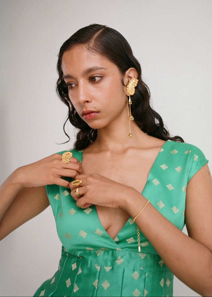 The Medieval Fish Ring in Gold Tone