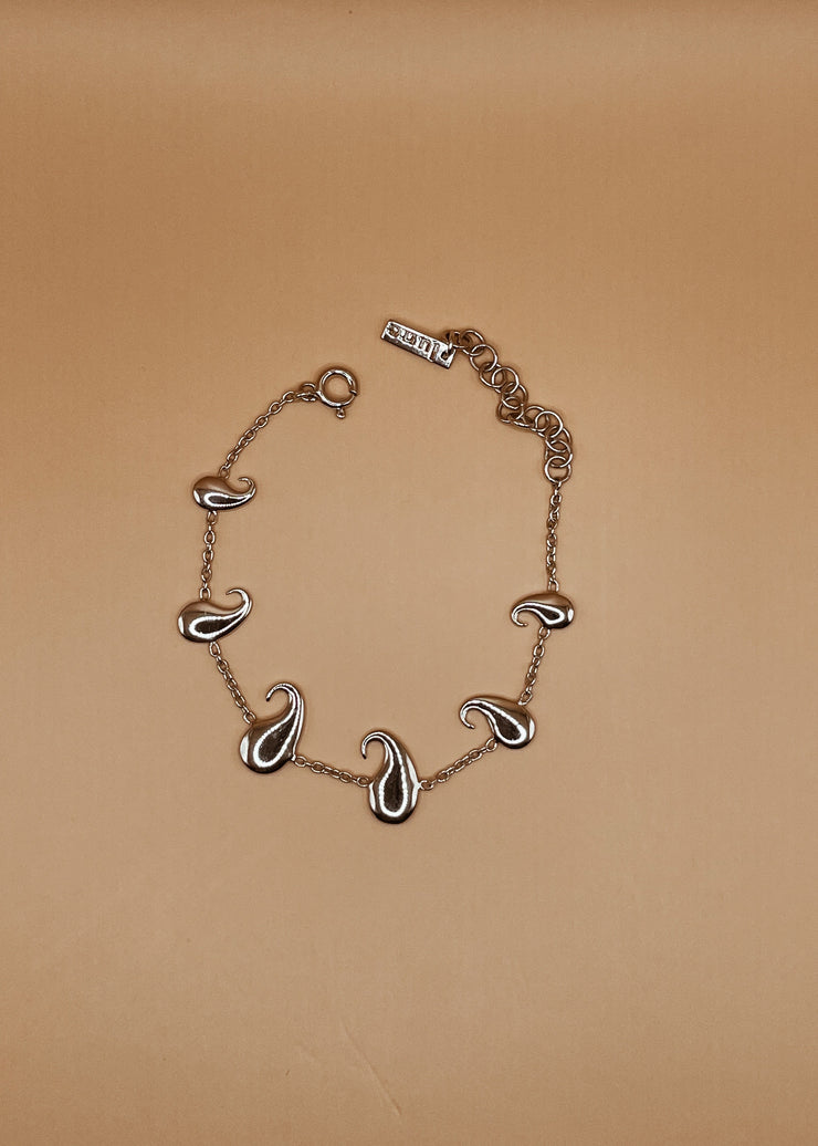 Posse Of Paisleys Bracelet in Silver tone