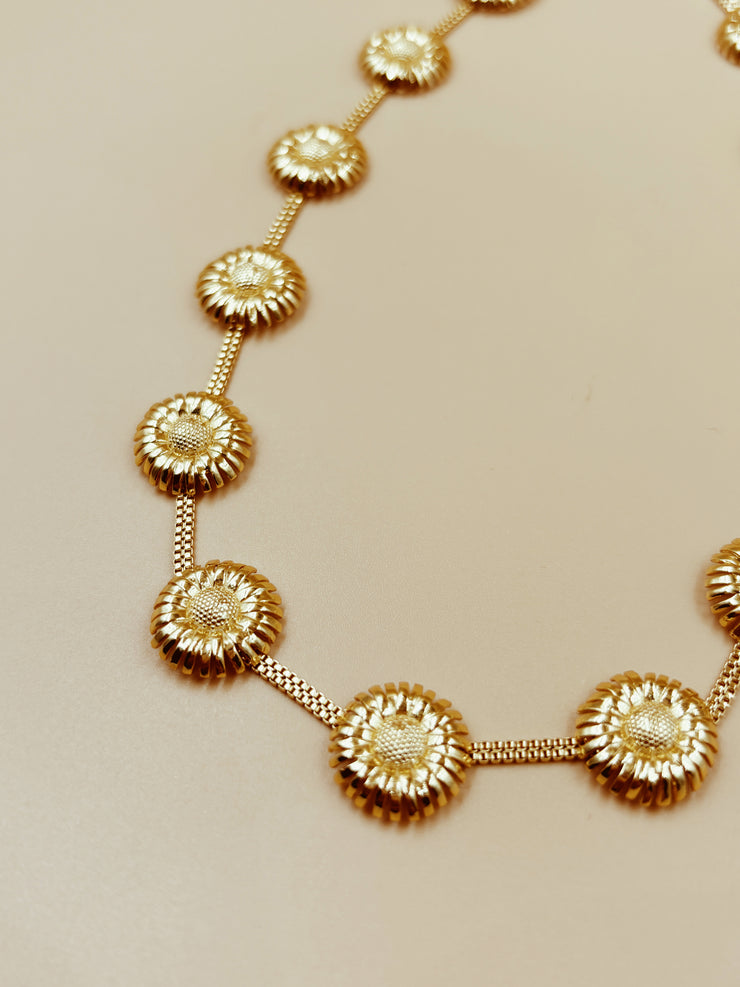 Daisy Chains Choker