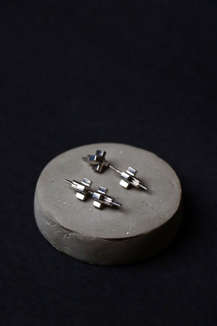 Bisai Barbell Studs in Silver Tone