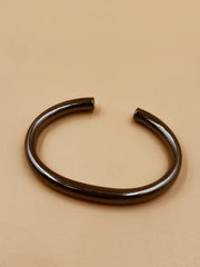 Narrow Chimbai Cuffs in Gunmetal