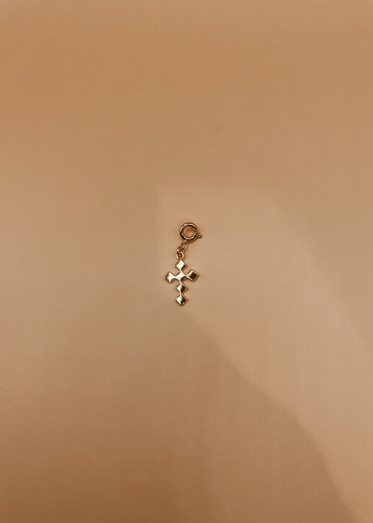 Mini Dori Cross Lock Charm in Gold