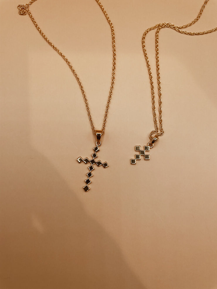 Mini Dori Cross Necklace in Gold