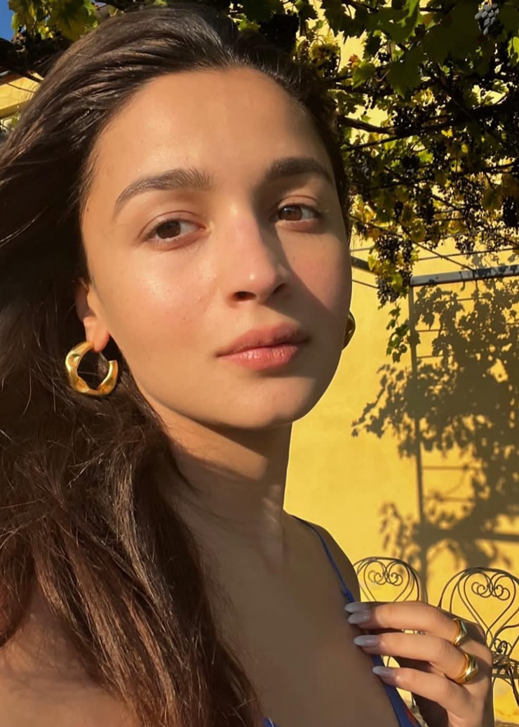 Alia Bhatt in Small Crater Hoops
