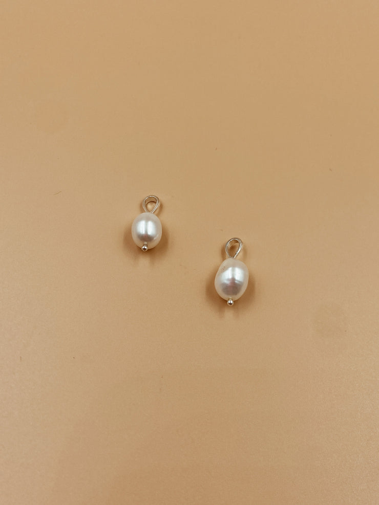 Salma Pearl Charm