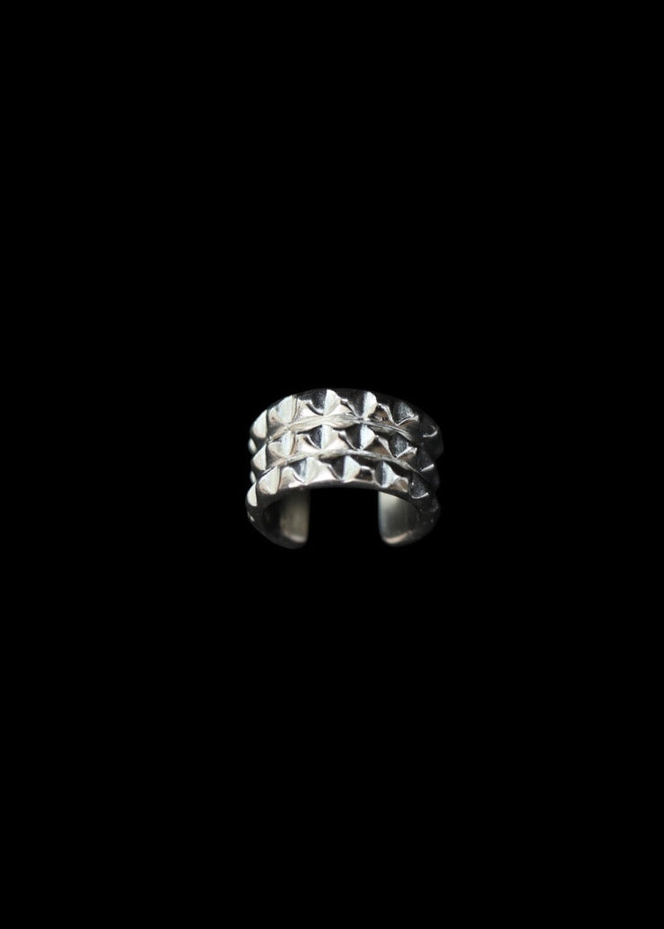Triple Line Pyramid Toe Ring in Silver Tone