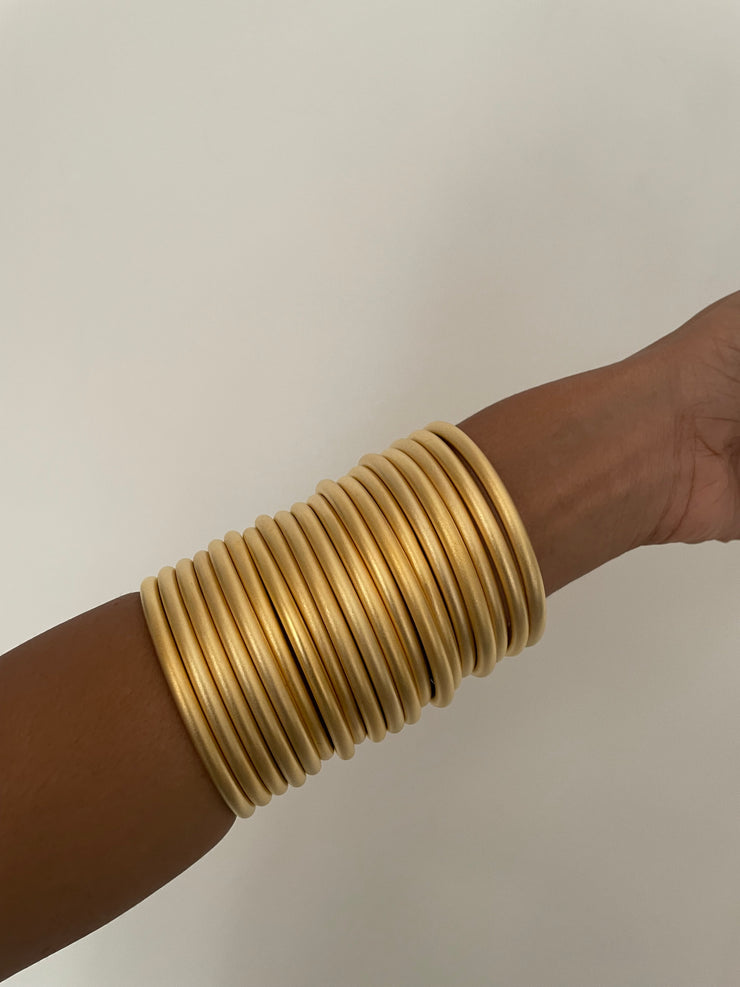 Roundabout Chimbai Bangle in Matte Gold