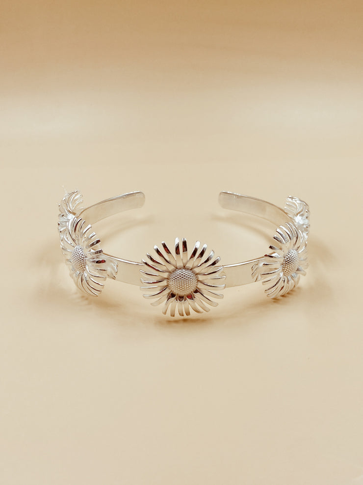 Poetry Daisy Metal Choker in Silver Tone