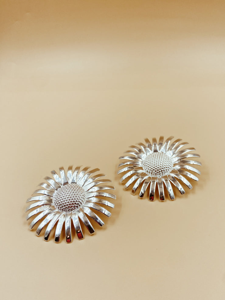 XL Divine Daisy Studs in Silver Tone