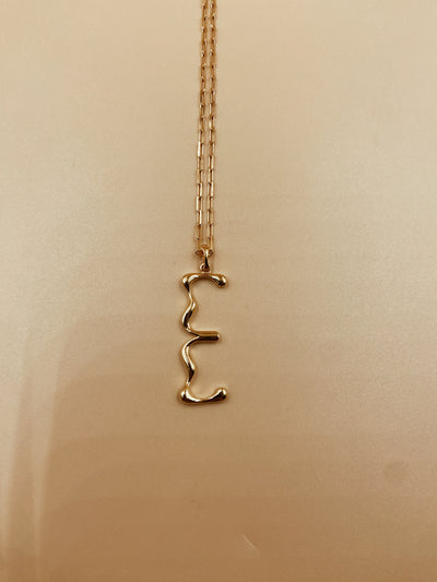 Letter E Necklace 18kt Solid Gold – Shop Lune Global Private Limited