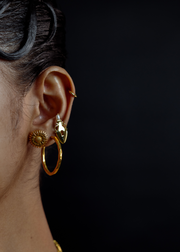 Small Tender Daisy Studs
