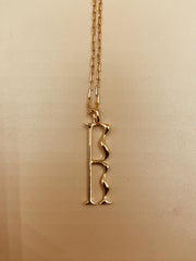 Letter R Necklace | 18kt Solid Gold