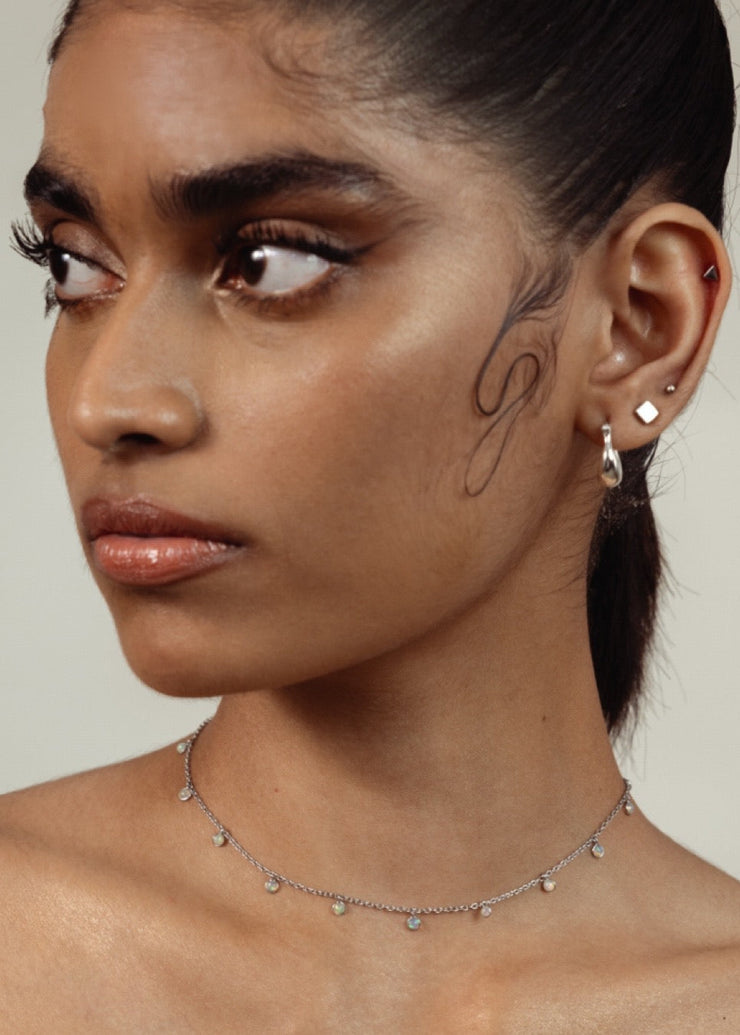 Opal Shaker Choker in Silver Tone