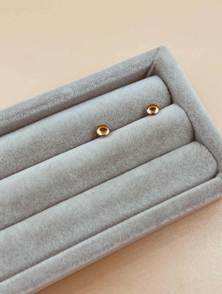 Small Amalia Pica Disc Studs | 18kt Solid Gold