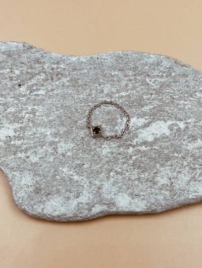 Kappu Square Chain Ring in Silver Tone