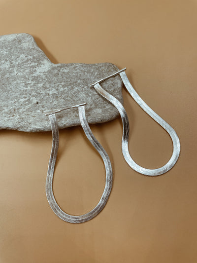 Viper Short Flat Chain Earrings in Silver Tone