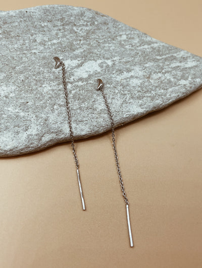Isa Crescent Threader Chain and Needle Earrings in Silver Tone