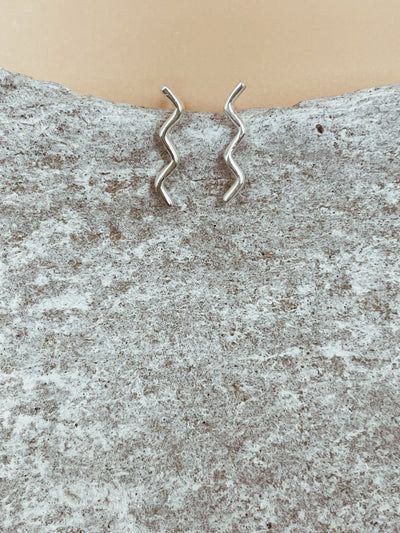 Mie Family Wave Studs in Silver Tone