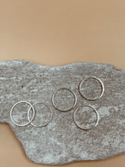 Essential Basic Ring Set of 5 in Sterling Silver in Silver Tone