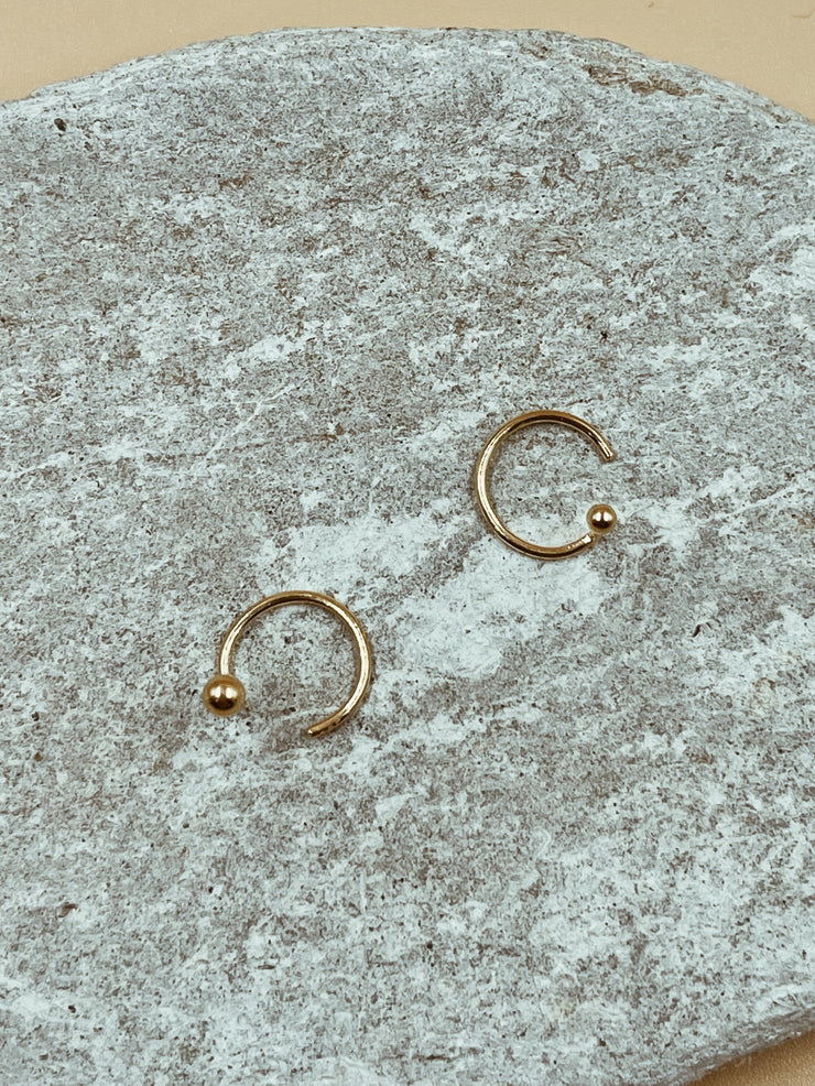 Mote Mini Essential Dot Nose Pin | 18kt Solid Gold