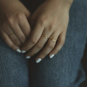 Mie Family Tri Dotted Ring | 18kt Solid Gold