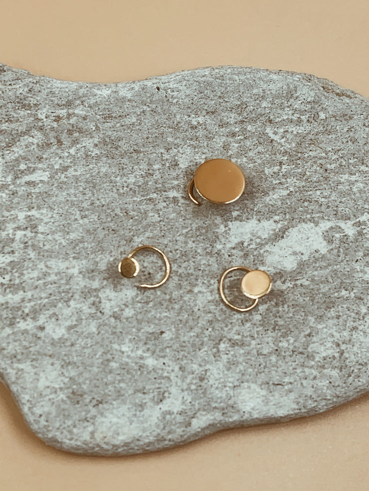 Small Amalia Pica Disc Nose Pin | 18kt Solid Gold