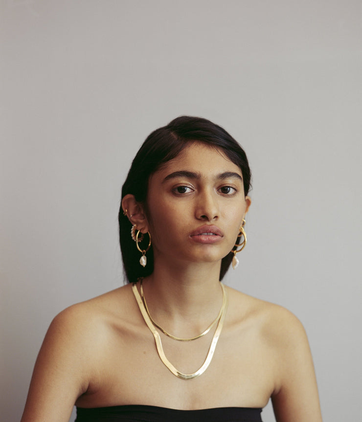 Salma Irregular Baroque Pearl Hoops - Medium  | 18kt Solid Gold