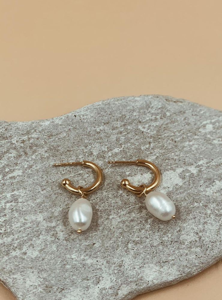 Miramar Small Baroque Pearl Huggie Hoops | 18kt Solid Gold